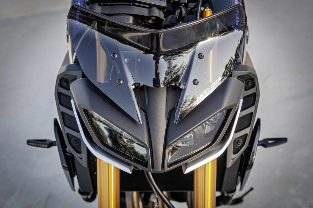 Yamaha MT 09 SP Scheinwerfer