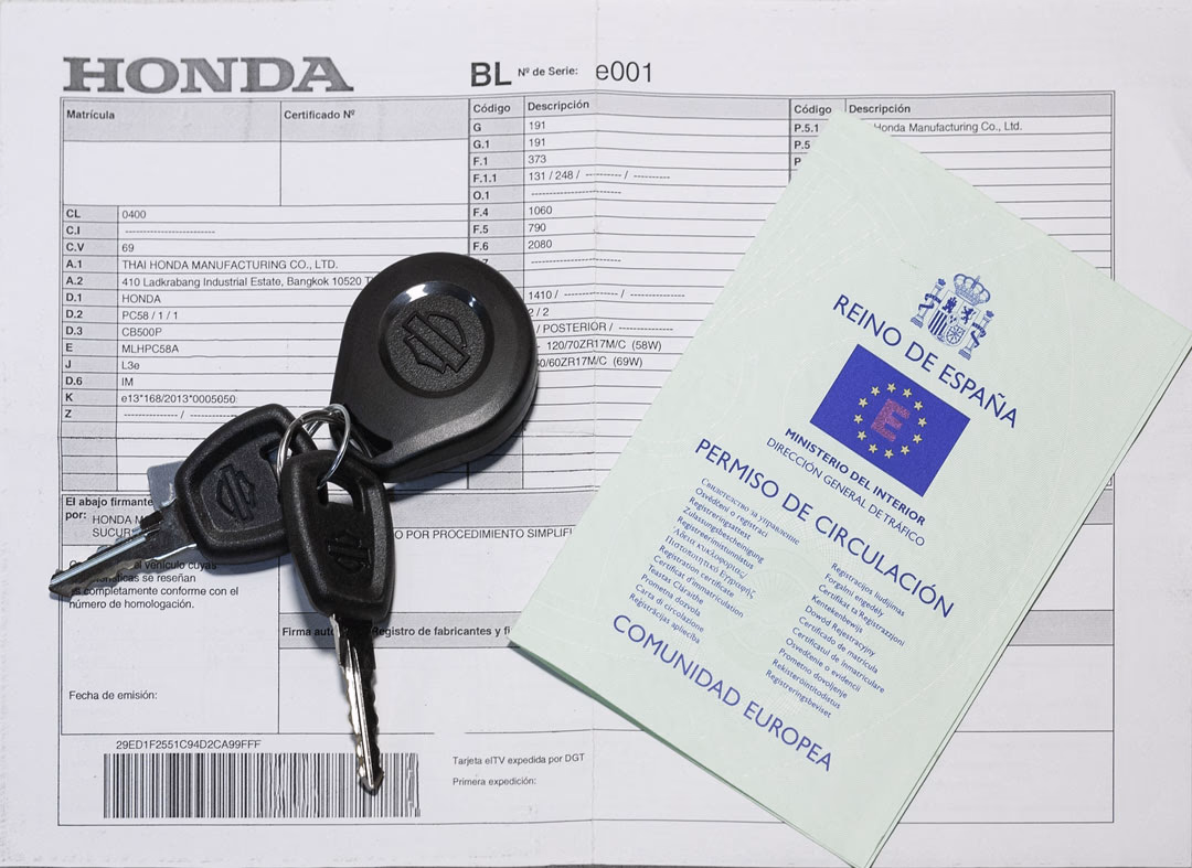 Documentación que necesitas para vender tu moto
